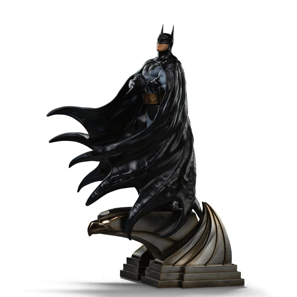 Batman Iron Studios 1:10 Scale Statue