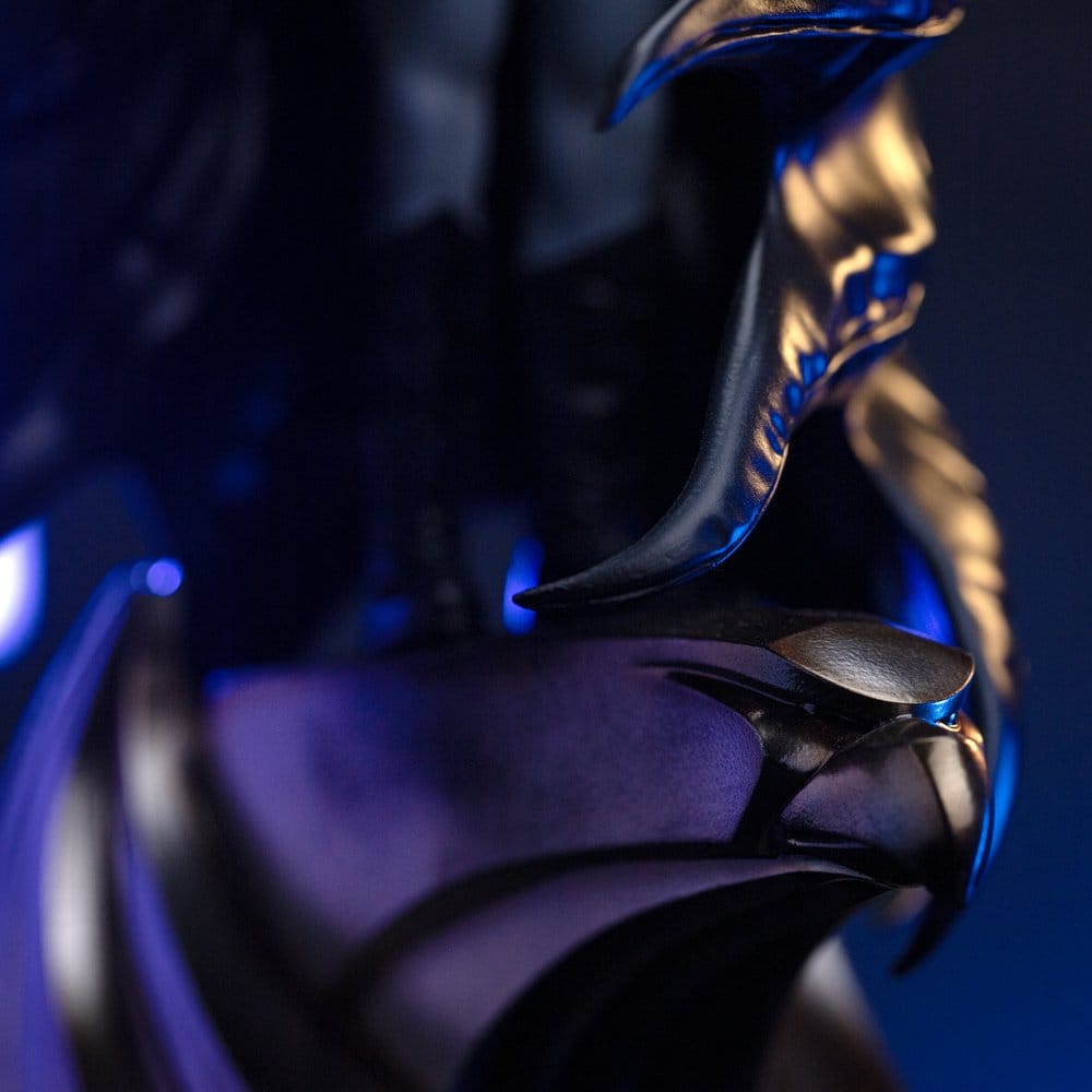 Batman Iron Studios 1:10 Scale Statue